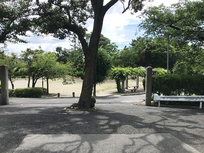 成田公園隣接